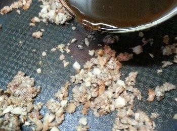 step6: 倒入照燒汁煮熟豬肉