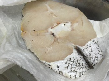 step2: 再用廚房紙徹底印乾水份