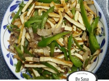 step5: 加入煙肉炒勻、落幼鹽調味即可