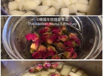 step2: 將蘋果和水放入煲內煲到蘋果諗後，加入玫瑰花煲多一會即可熄火，然後加入蜜糖拌勻就可飲用。