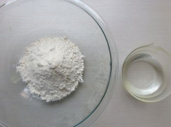 step12: [原色水餃皮]製作方式請參考:(菠菜水餃皮)。