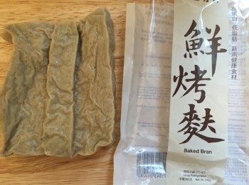 step1: 鮮烤麩切條，