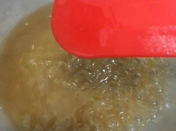 step7: 把已經拌好的<span class="group_2">芡汁</span>以中火煮至杰身關火