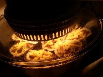 step5: 預熱光波爐220度,用高架,波6-8分鐘至芝士金黃即可(每個爐溫會有相差,需目測)
如用焗爐先預熱230度8分鐘,焗8-10分鍾目測