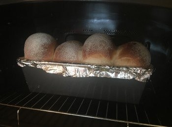 step8: 焗爐預熱200度焗10分鐘，之後轉成180度焗10-13分鐘。
焗完後高得好誇張！