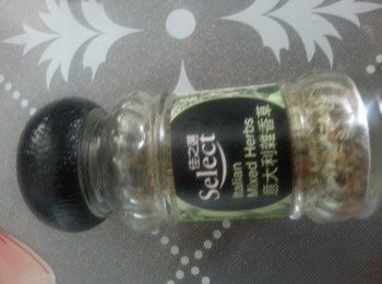 step5: 加入1茶匙意大利雜香草


ps:隨個人口味作加減