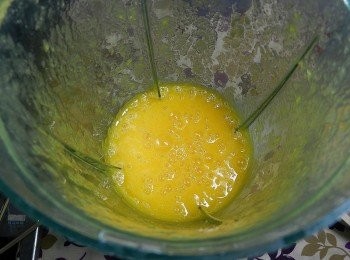 step8: 芒果加水打成汁