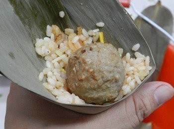 step5: 放上牛肉丸