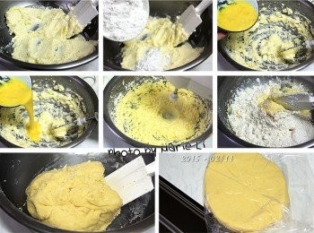 step2: 將已經軟化的奶油在工作鋼盆中打散
分兩次加入糖粉，用攪拌器打至糖粉融化
再倒入蛋液繼續攪打成乳化狀
最後再分次加進已混合的低筋麵粉和起司粉
用刮棒拌勻成糰即可裝入袋中
送進冰箱冷藏半個小時

※著有《餅乾研究室》一書的文中老師說：
麵糰冷藏的用意在於降低麵粉起筋的可能。
餅乾麵糰若產生了筋性就影響到成品的口感了~