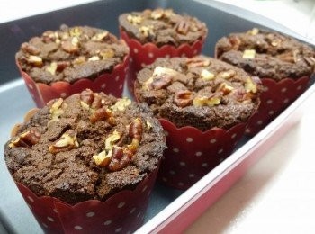 step1: 材料 A 混合打發 + 材料 B 攪勻 + 材料 C 攪勻 + 材料 D 拌勻