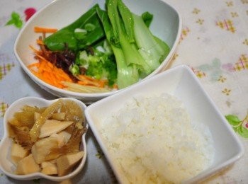 step1: <span class="group_1">食材</span>準備如圖~