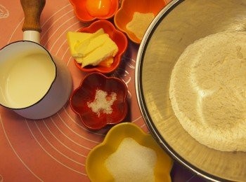 step1: 開始搓包前量好牛油，放室溫至軟身。量好其他材料。