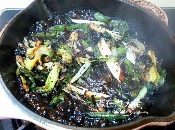 step4: 熄火後加入已混合的豉油拌勻後放涼備用