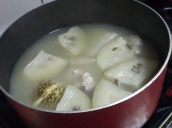 step7: 再較中細火煲2小時