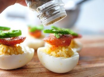 step6: 擠上少許沙拉完成!