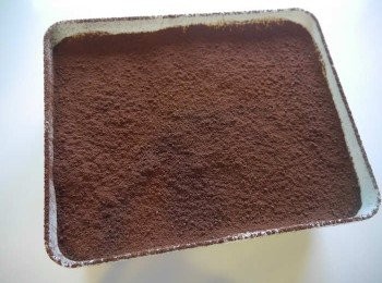 step10: *食用前灑上可可粉以及裝飾即可。