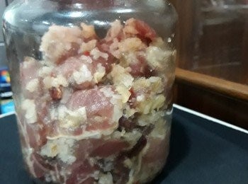 step4: 將醃醬與肉片再充份抓勻之後密封