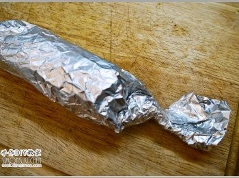 step11: 11.包緊之後將直排置於蒸鍋大火蒸10分鐘左右即可。(實際蒸煮時間須
視魚排本身大小做斟酌)