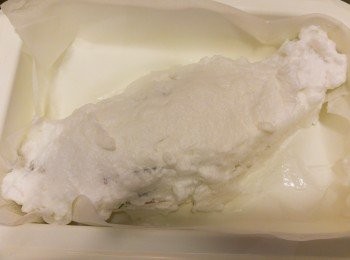 step7: Bruno用中火蓋蓋焗20分鐘。