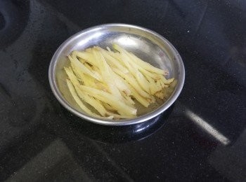 step4: 薑絲