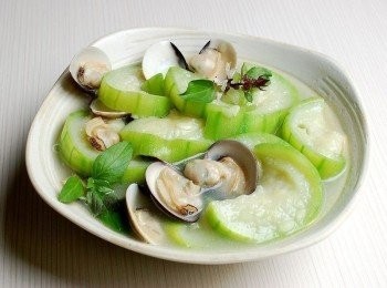 step7: 天然鮮甜的滋味。由於添加蛤蜊讓絲瓜的鮮甜更加美味了!