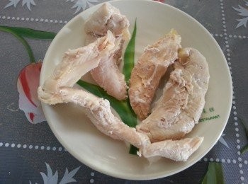 step5: 準備鷄柳，隔水蒸熟。