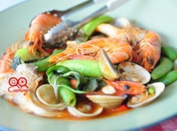 step6: 來盤微微酸甜滋味的蕃茄海鮮時蔬料理吧~