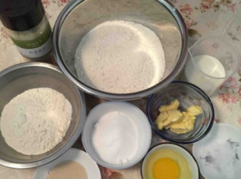 step1: 準備好所有材料。