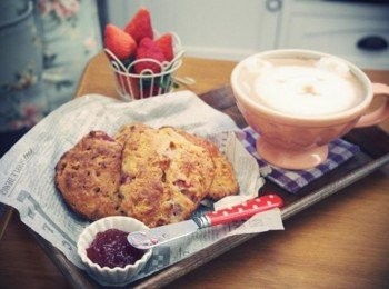 step10: Fresh草莓司康完成囉:)