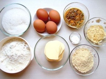 step1: 準備所有材料。 事前準備:奶油/蛋置於室溫回溫。