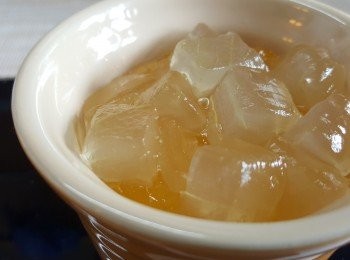 step11: 最後將餘下的蘆薈加在最上面。