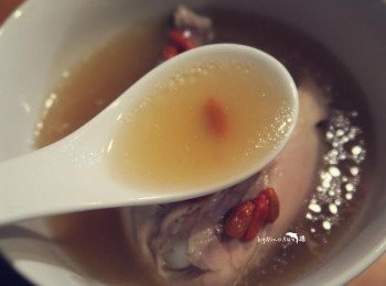 step4: 清澈湯頭 超鮮甜