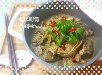 step7: 轉小火，再燜煮40-50分鐘或羊腩軟棉。
加入支竹煮軟即可。