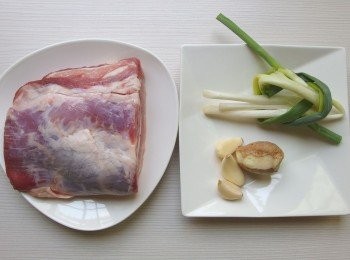 step2: 準備一個湯鍋或壓力鍋。