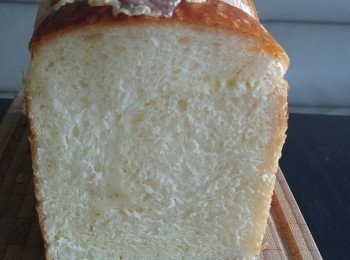 step5: 切開後裏面十分鬆軟。