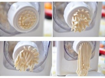 step7: 製好的麵條則會依照模頭選項出麵