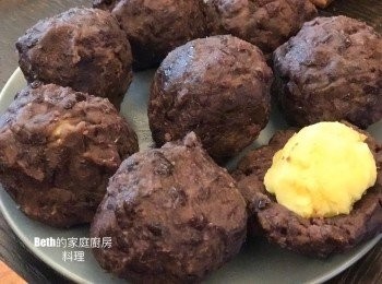 step5: 將地瓜泥包入紅豆泥中