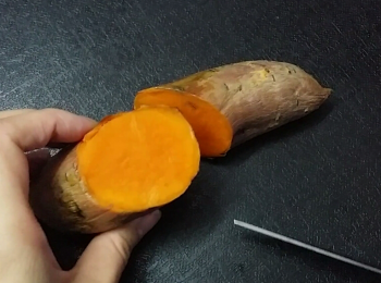 step3: 取出去皮即可食用。
Remove the skin & serve.