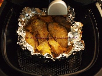 step5: 放入Airfryer啟動程式180℃ 20分鐘 
完成