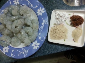 step3: 用醃蝦料醃30分鐘