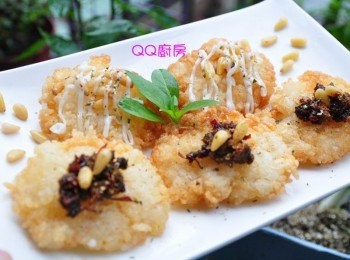 step12: 最後灑些楜椒鹽及義大利香料於上層就完成囉!