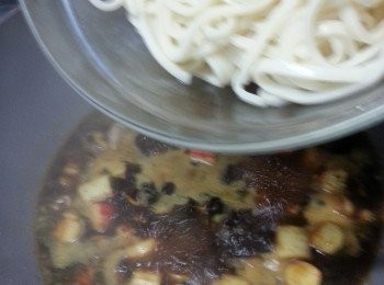 step10: 再落烏冬煮至汁乾身