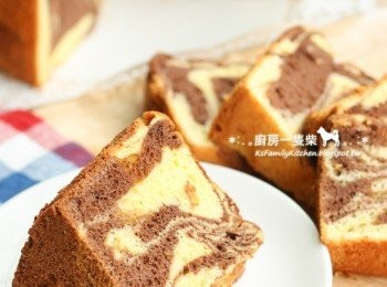 step13: 可可粉容易讓麵糊消泡，記得不要攪拌太久喔！