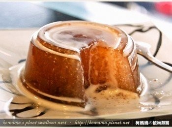 step4: 黑木耳健康凍的彈Q搭配煉乳的香甜，每一口都能感受到味蕾滿足的甜滋滋幸福感！