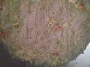 step6: 最後放入麵線煮熟即可