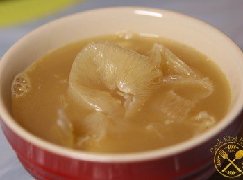 雞煲翅 - Shark Fins Soup