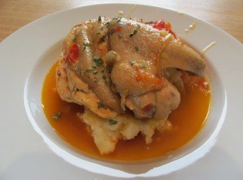 牛蕃茄燉匈牙利紅椒雞