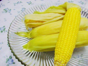 [電鍋料理]~蒸煮甜玉米
