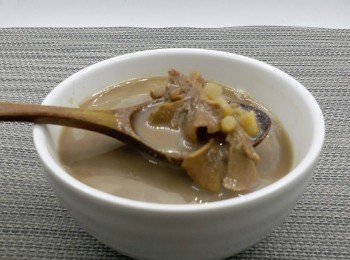 舞茸、黑豆、薯仔濃湯 調整免疫力 純素補血