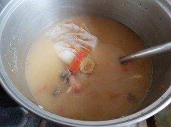 魚湯豬膶番茄湯